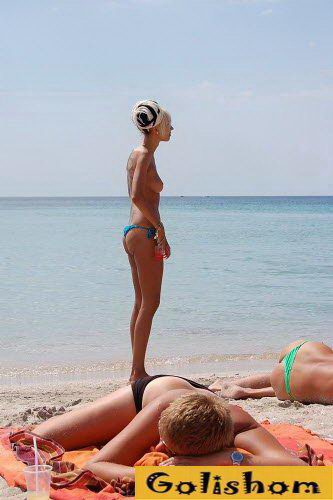 Удивительные фото с пляжей нудистов