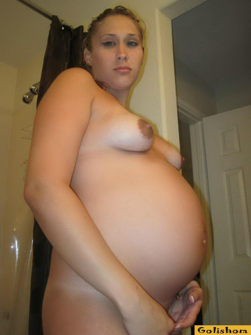 Голые беременные женщины.