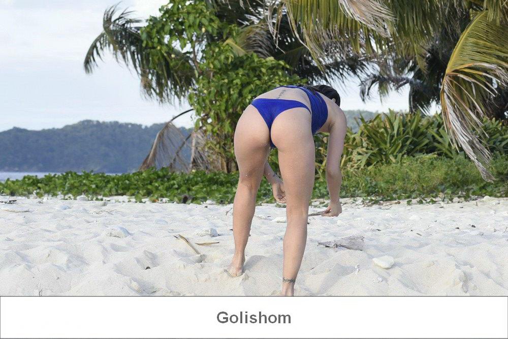 Дайана Мелло в бикини на пляже Гондураса