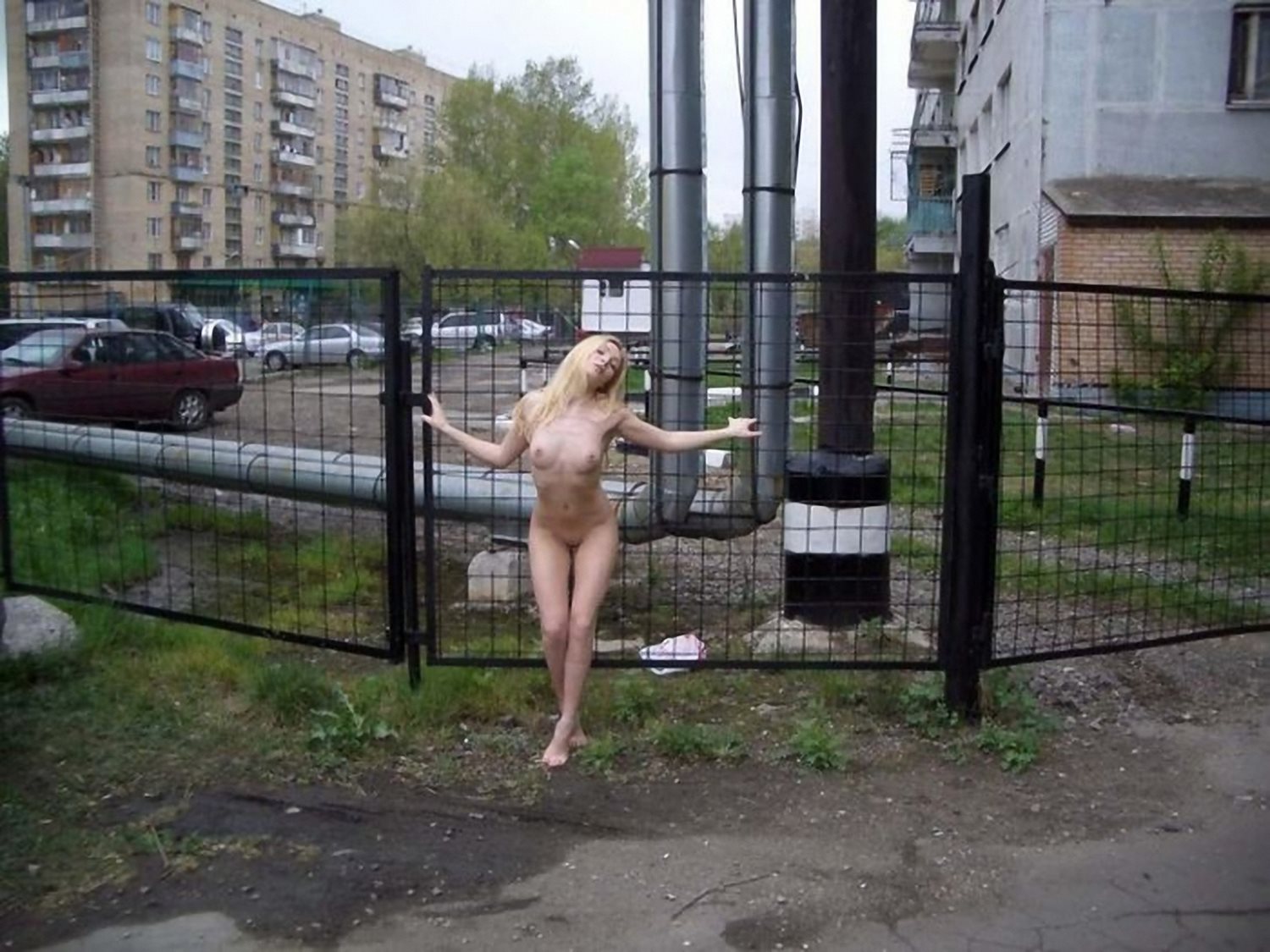 девочка голая на улице фото фото 30
